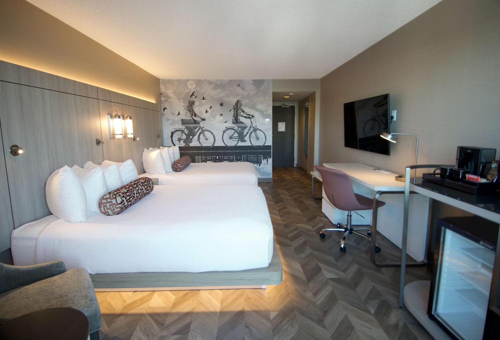 Coast Victoria Hotel & Marina By Apa Bagian luar foto