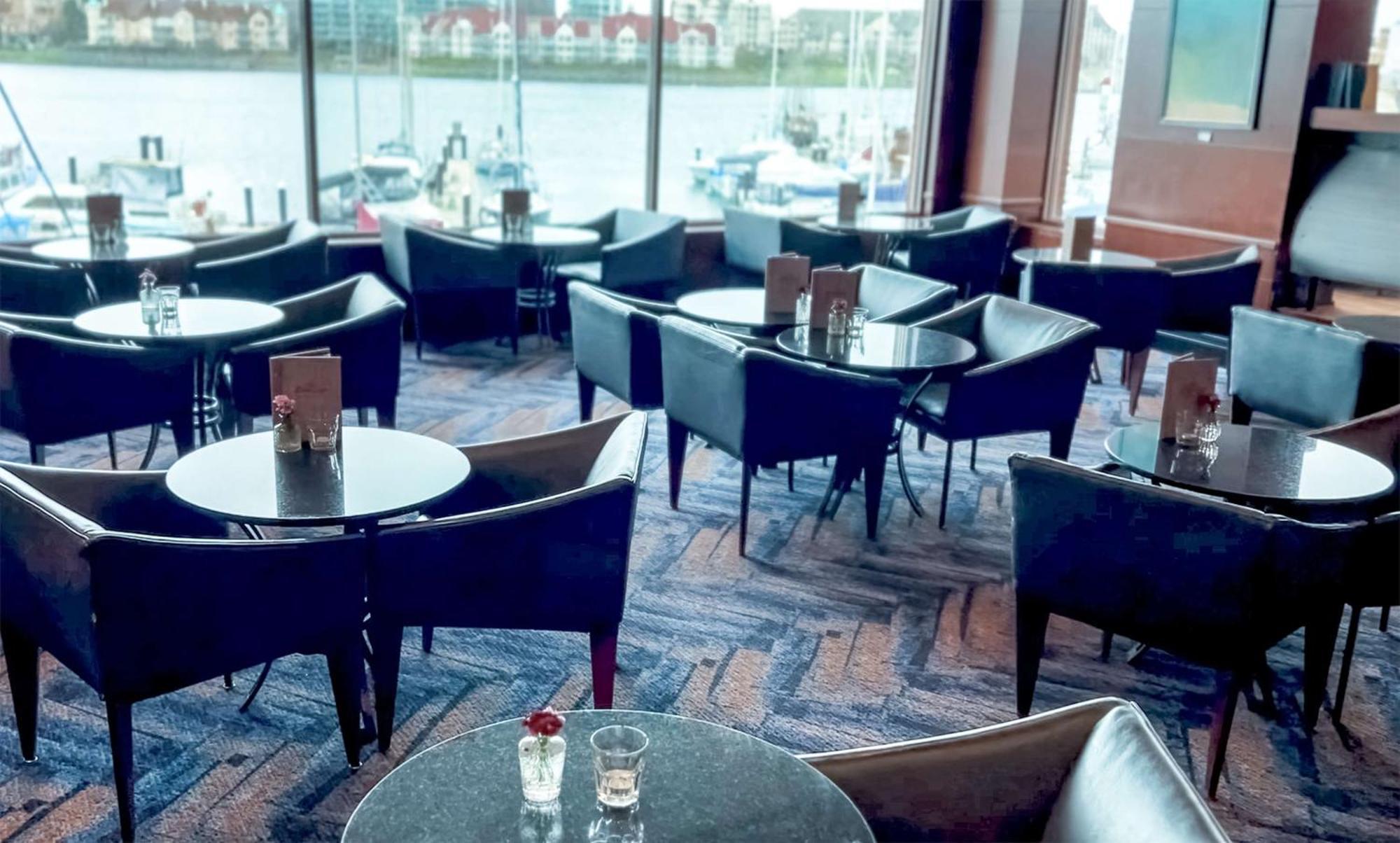 Coast Victoria Hotel & Marina By Apa Bagian luar foto